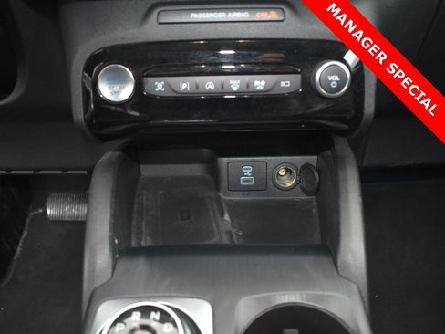 Used 2023 Ford Escape Platinum image 13