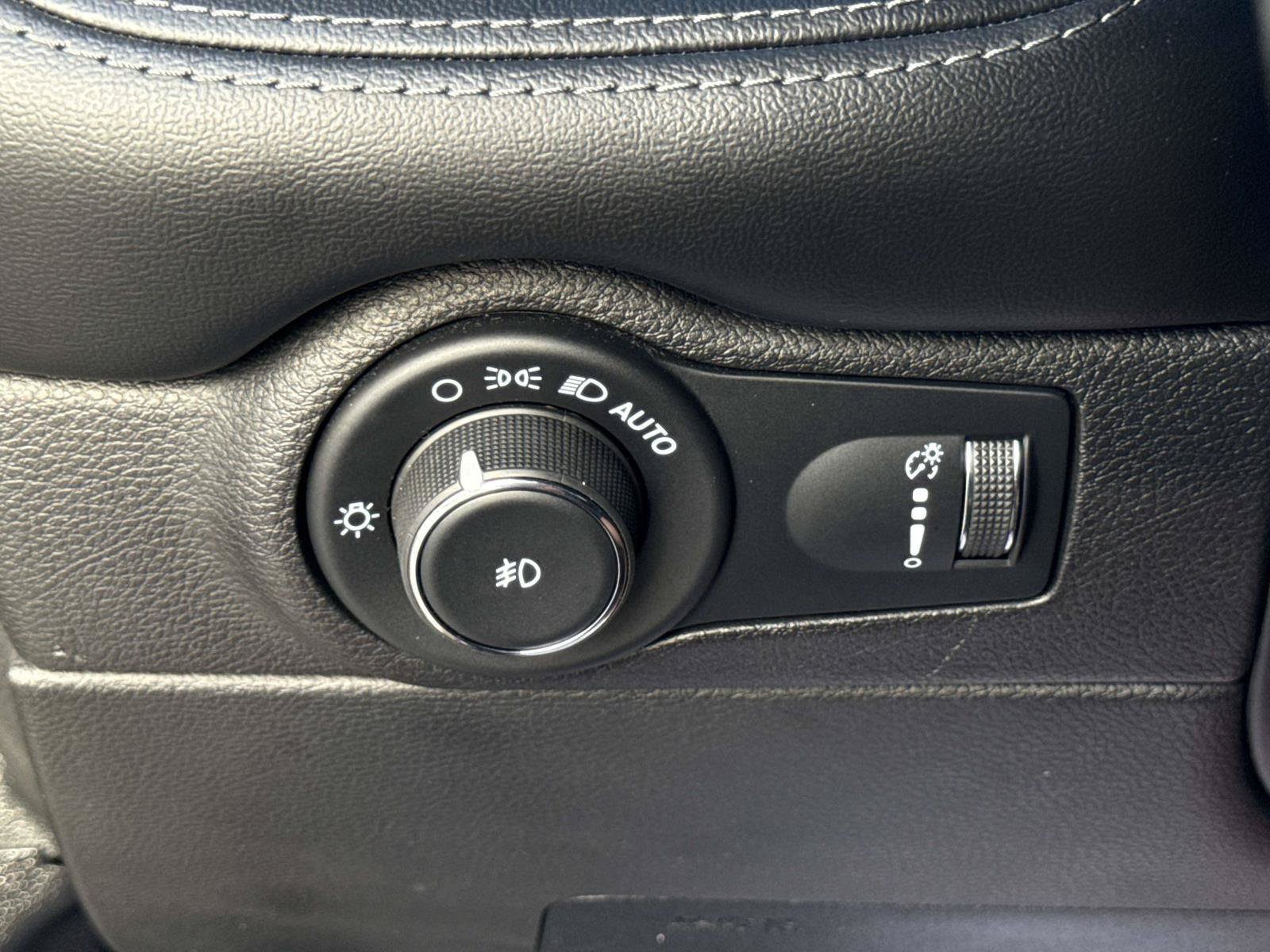 Used 2021 Dodge Durango GT RWD image 19