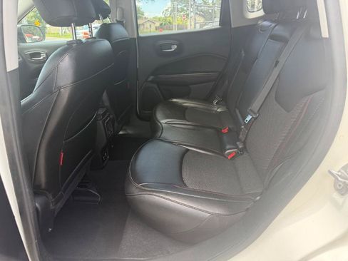 Used 2021 Jeep Compass Trailhawk AWD/4WD image 22