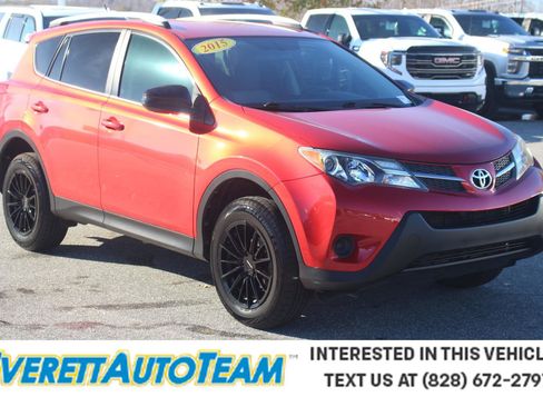 Used 2015 Toyota RAV4 LE image 1