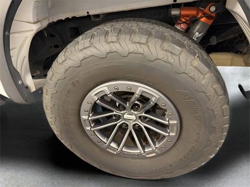Used 2020 Ford F150 Raptor w/ Equipment Group 802A Luxury image 36