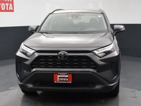 Used 2025 Toyota RAV4 XLE FWD image 7
