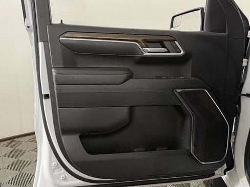 Used 2024 Chevrolet Silverado 1500 LT AWD/4WD image 12