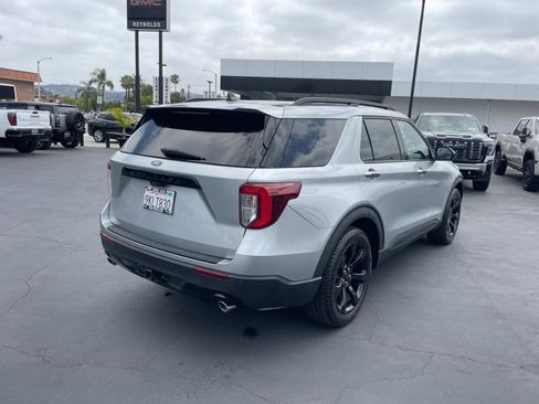Used 2023 Ford Explorer ST-Line w/ Class IV Trailer Tow Package RWD image 5