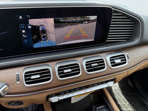 New 2026 Mercedes-Benz GLE 450 4MATIC image 19