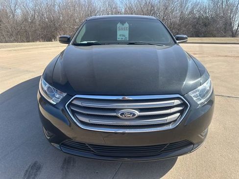 Used 2015 Ford Taurus SEL w/ Equipment Group 201A image 8