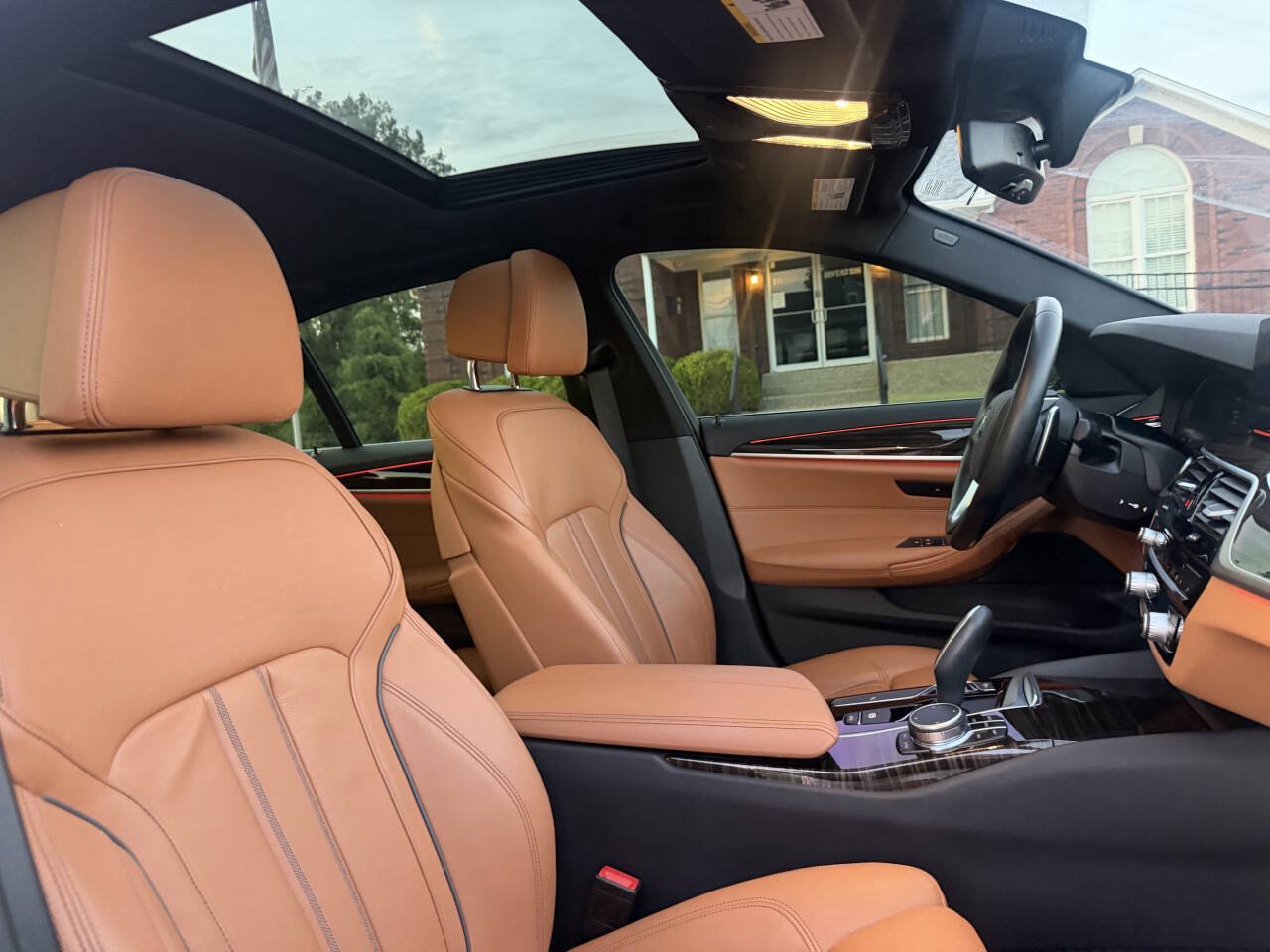 Used 2020 BMW 530i w/ Convenience Package RWD image 38