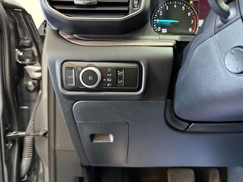 Used 2023 Ford Explorer Limited w/ Limited Technology Package image 21