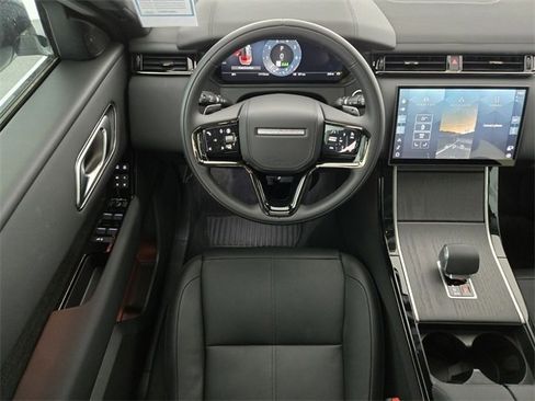 New 2026 Land Rover Range Rover Velar Dynamic SE image 12