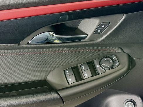 New 2026 Chevrolet TrailBlazer RS w/ Convenience Package FWD image 19