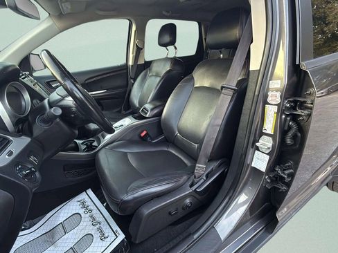 Used 2019 Dodge Journey GT image 17