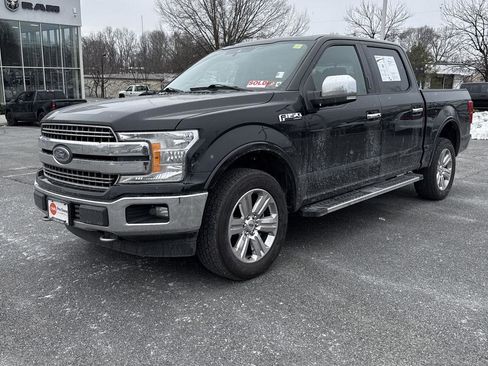 Used 2020 Ford F150 Lariat image 2