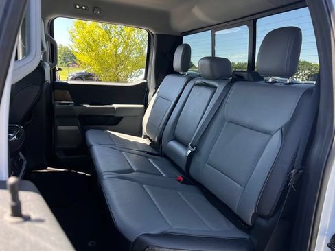 Used 2022 Ford F150 Lariat AWD/4WD image 19