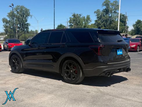 Used 2020 Ford Explorer ST w/ ST Street Pack AWD/4WD image 5