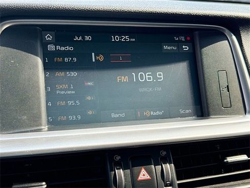 Used 2019 Kia Optima EX w/ EX Premium Package image 16