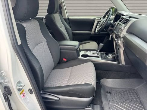 Used 2019 Toyota 4Runner SR5 AWD/4WD image 16