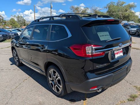 New 2025 Subaru Ascent Limited image 7