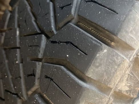 Used 2016 GMC Sierra 2500 SLT w/ Duramax Plus Package image 8