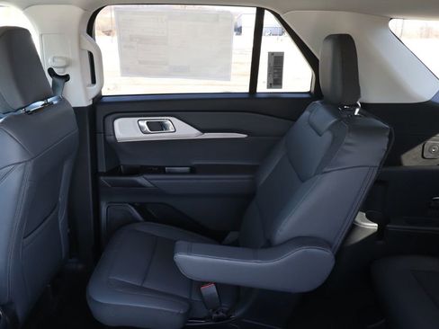 New 2026 Ford Explorer Active image 15