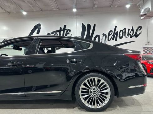 Used 2019 Kia Cadenza Limited image 7