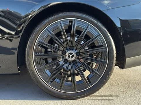 Certified 2025 Mercedes-Benz CLE 300 4MATIC Coupe image 11