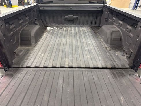 Used 2019 Chevrolet Silverado 1500 LT Trail Boss AWD/4WD image 14