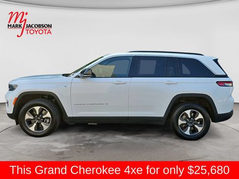 Used 2024 Jeep Grand Cherokee Limited 4xe AWD/4WD image 15