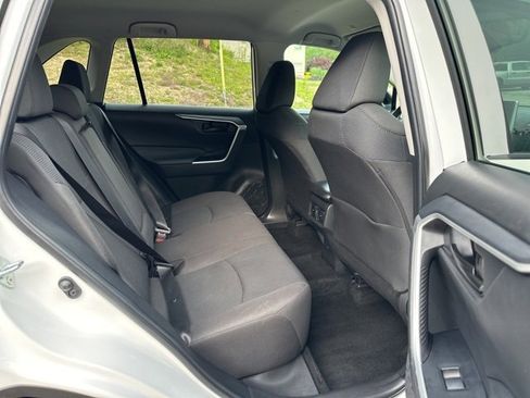 Used 2024 Toyota RAV4 LE image 25