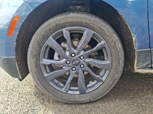 Used 2024 Chevrolet Equinox RS w/ RS Leather Package image 32