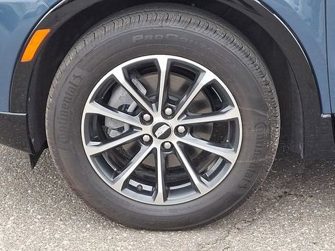 Certified 2025 Cadillac XT4 Sport image 6