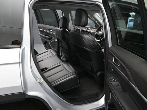 Used 2024 Jeep Grand Cherokee Limited 4xe image 13