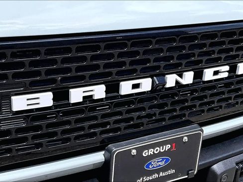 Used 2023 Ford Bronco Wildtrak AWD/4WD image 30