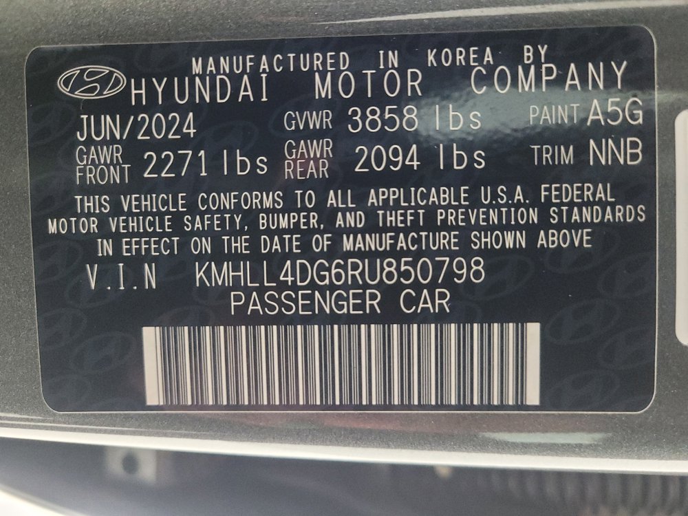 Used 2024 Hyundai Elantra SE FWD image 33