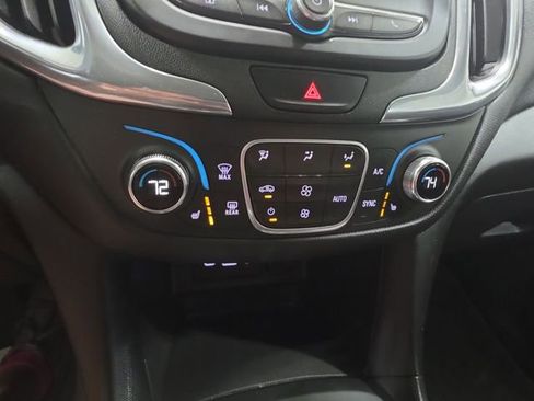 Used 2020 Chevrolet Equinox LT AWD/4WD image 15