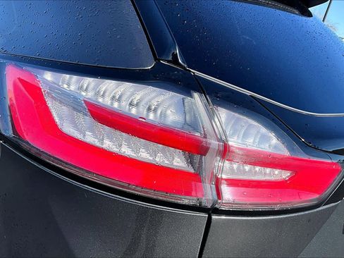 Used 2019 Ford Edge Titanium w/ Equipment Group 301A image 28