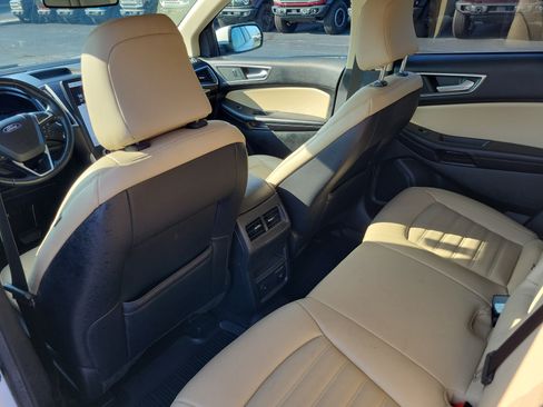 Used 2022 Ford Edge SEL w/ Convenience Package AWD/4WD image 14