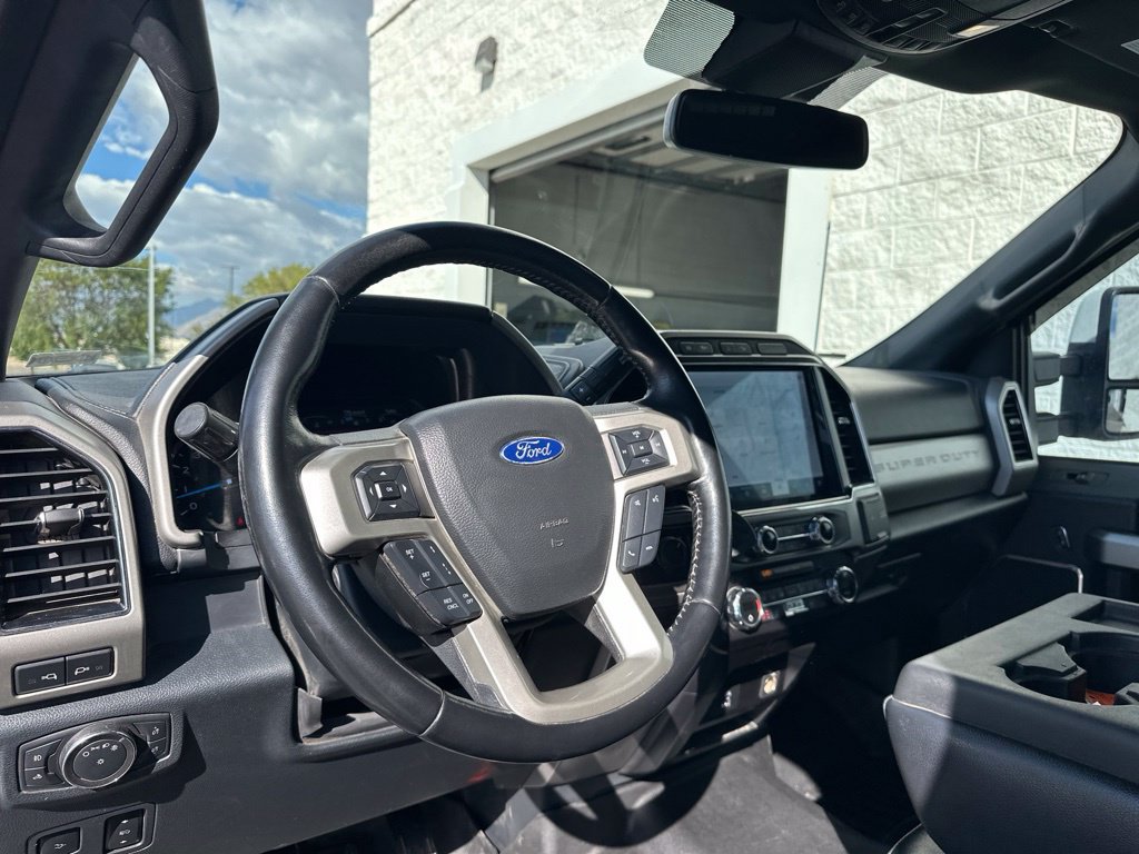Used 2022 Ford F350 Lariat w/ Lariat Ultimate Package AWD/4WD image 14