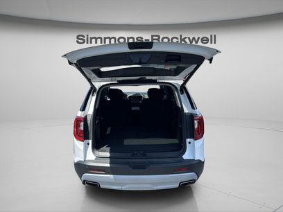 Used 2023 GMC Acadia SLE w/ Driver Convenience Package