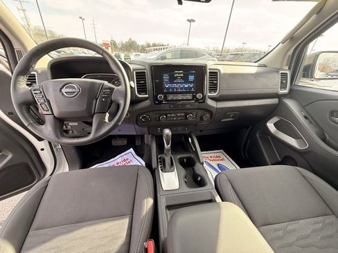 Certified 2024 Nissan Frontier SV w/ SV Convenience Package image 20