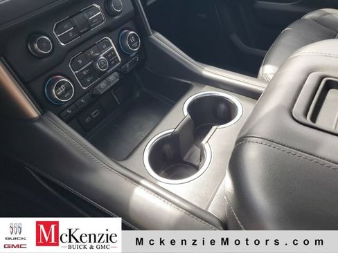 Used 2023 Chevrolet Tahoe Z71 w/ Z71 Off-Road Package AWD/4WD image 20