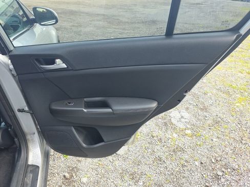 Used 2017 Kia Sportage EX FWD image 25