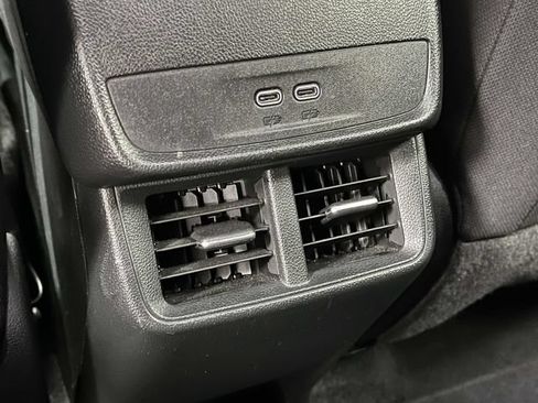 Used 2025 Chevrolet Equinox LT AWD/4WD image 23