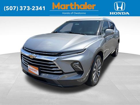 Used 2023 Chevrolet Blazer Premier AWD/4WD image 1