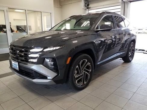 Certified 2026 Hyundai Tucson Limited AWD/4WD image 4
