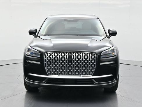 Used 2025 Lincoln Corsair AWD image 2