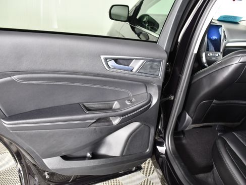 Used 2024 Ford Edge Titanium AWD/4WD image 45