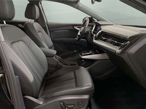 Used 2024 Audi Q4 e-tron Premium w/ Convenience Package image 80