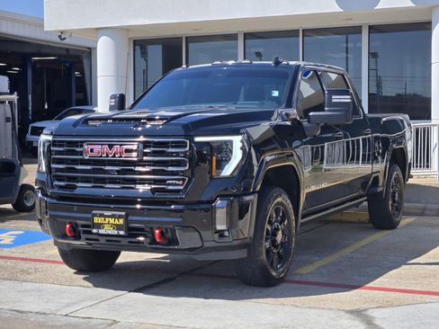 Used 2024 GMC Sierra 2500 AT4 w/ AT4 Premium Plus Package image 2