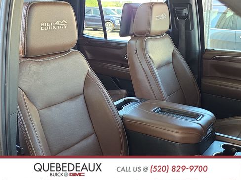 Used 2021 Chevrolet Tahoe High Country w/ Premium Package AWD/4WD image 35