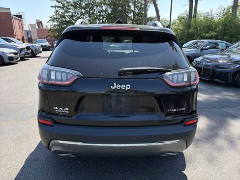 Used 2019 Jeep Cherokee Limited AWD/4WD image 5